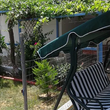公寓 Apartamenti Y Mora Nea Triglia